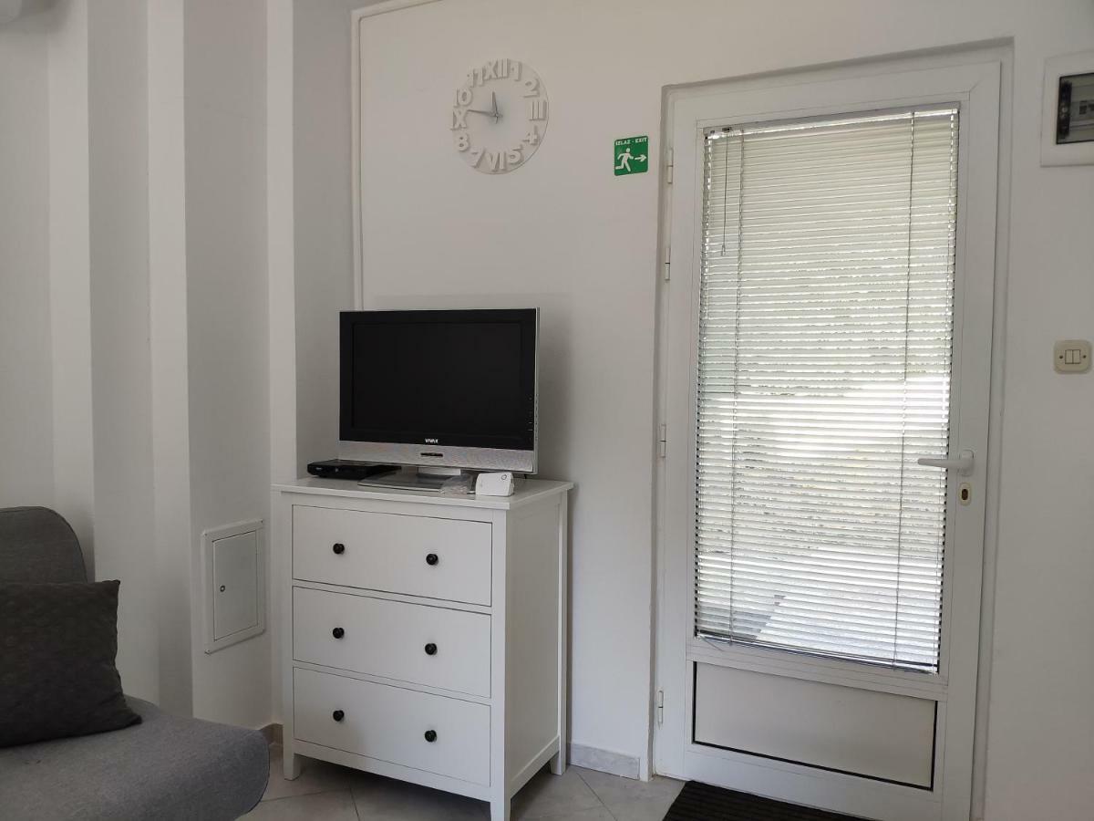 Apartment Zdenka Veli Losinj Bagian luar foto