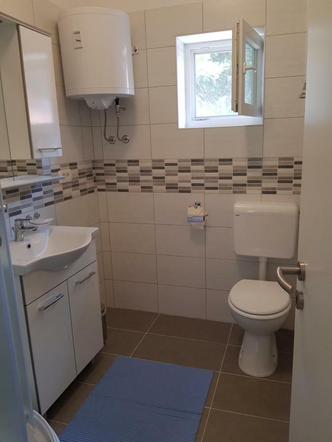 Apartment Zdenka Veli Losinj Bagian luar foto