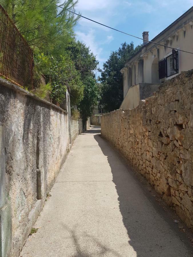 Apartment Zdenka Veli Losinj Bagian luar foto