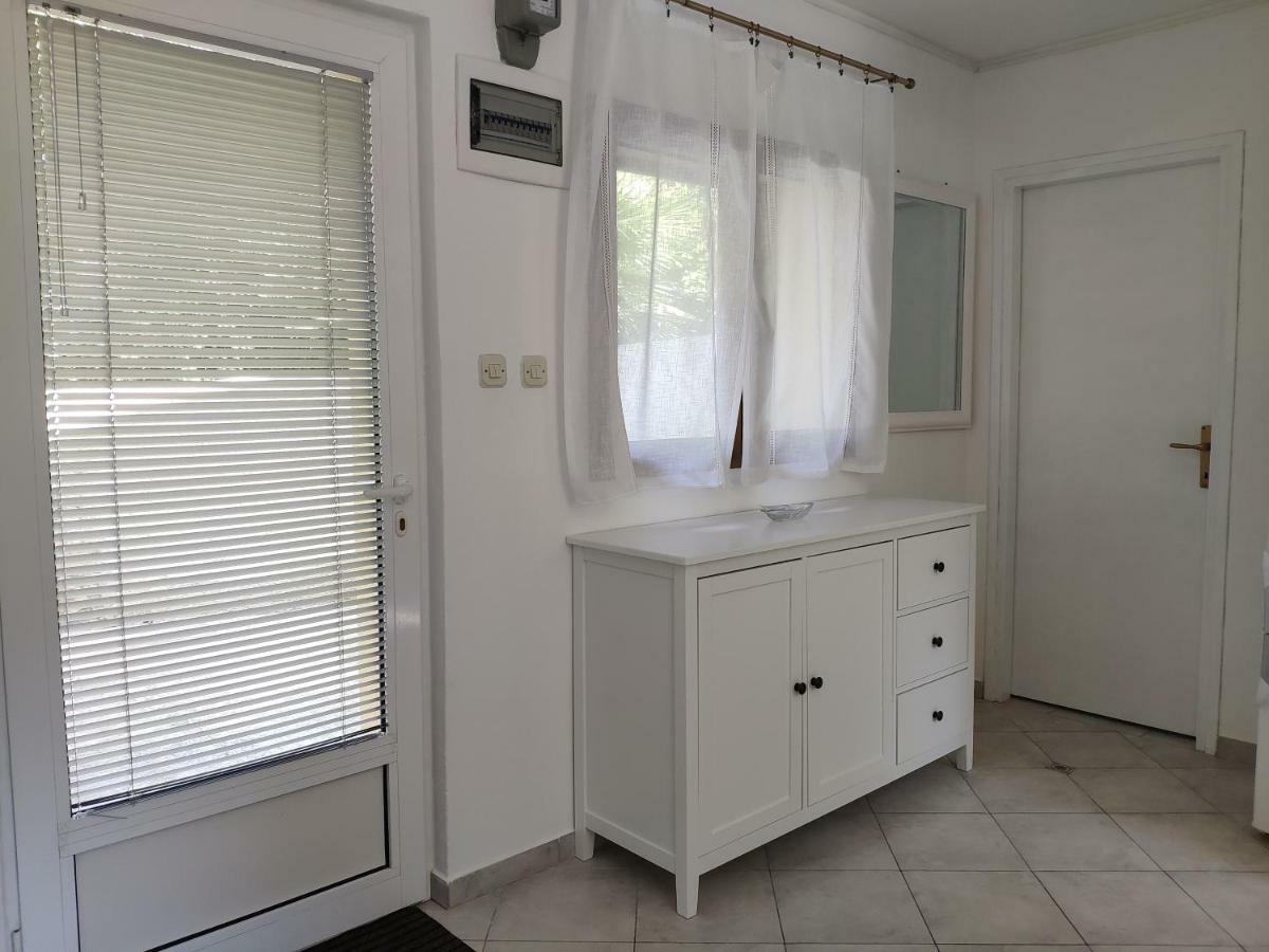 Apartment Zdenka Veli Losinj Bagian luar foto