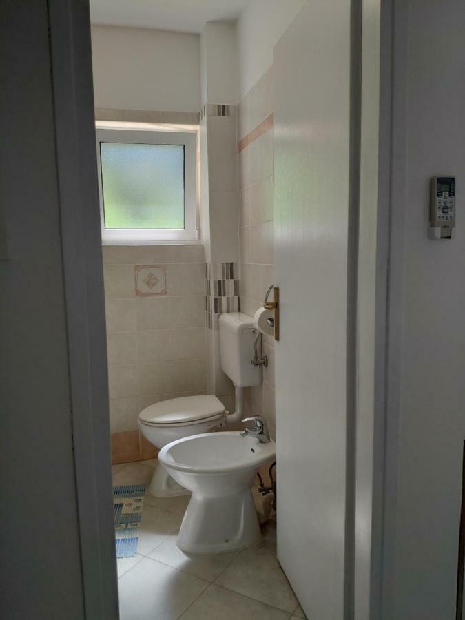 Apartment Zdenka Veli Losinj Bagian luar foto